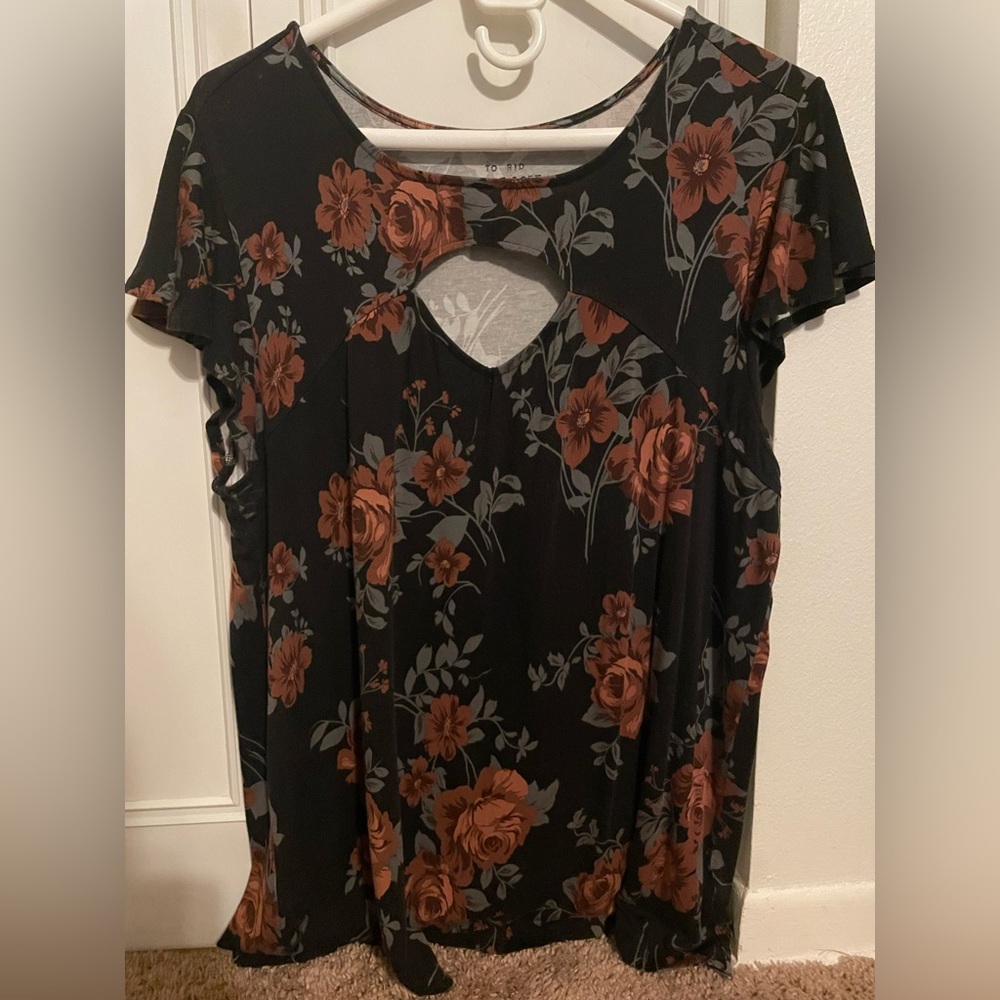 Torrid floral tee sz 2